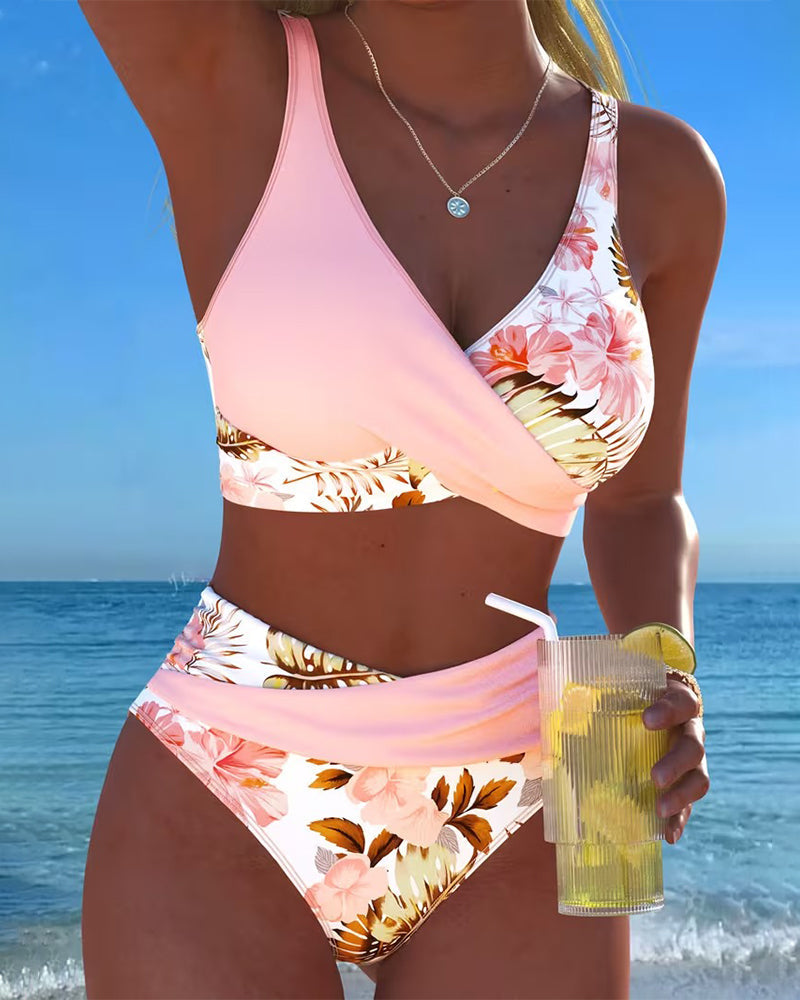 Pink and floral contrast split bikini with V-neck triangle top and high-cut bottoms