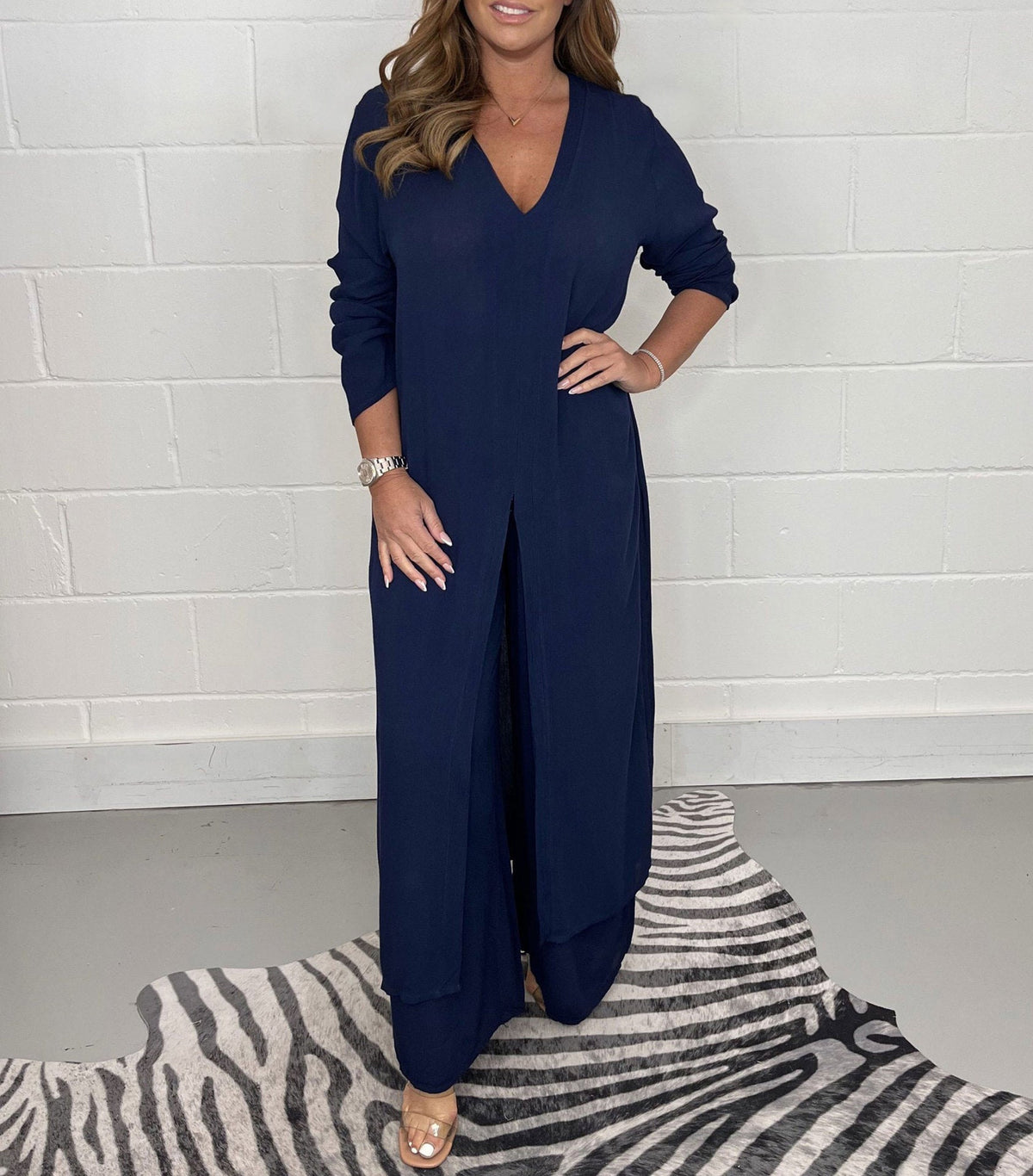 Comfy two-piece tunic and pants set, navy V-neck tunic with side slit