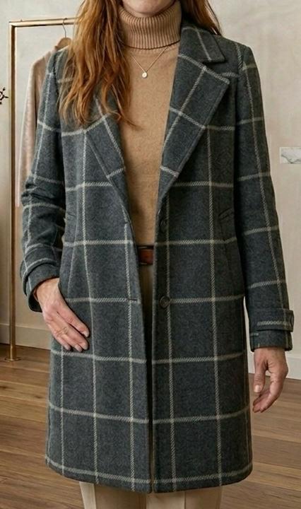 Women’s dark plaid tweed coat with front patch pockets and button front