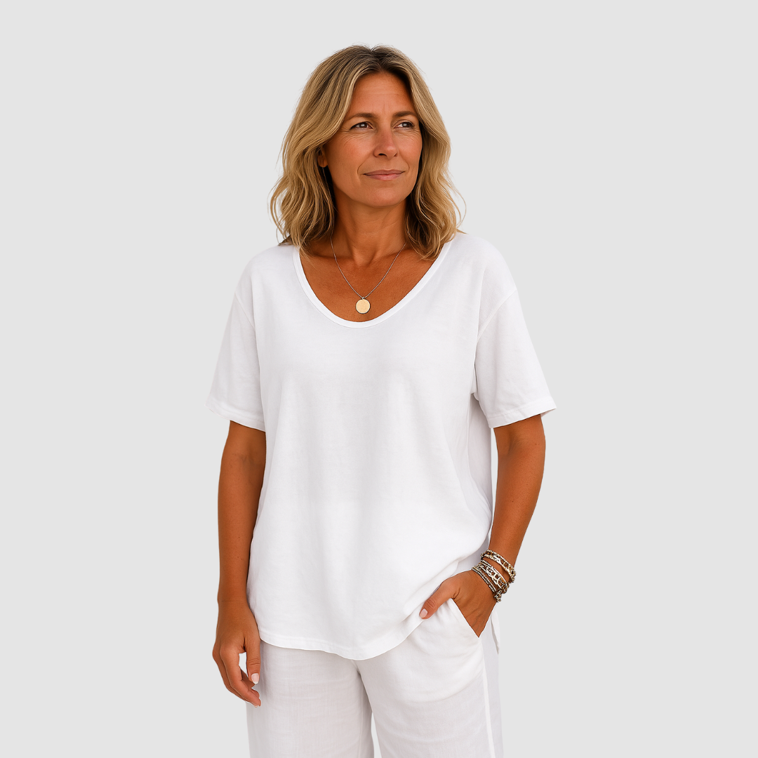 Loose fit scoop-neck T-shirt, white, short sleeves, relaxed drape