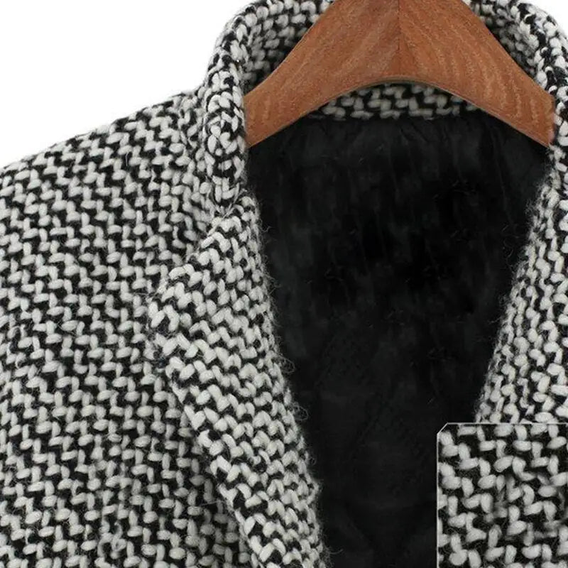 Houndstooth coat with cozy knit texture and black-lined inner collar