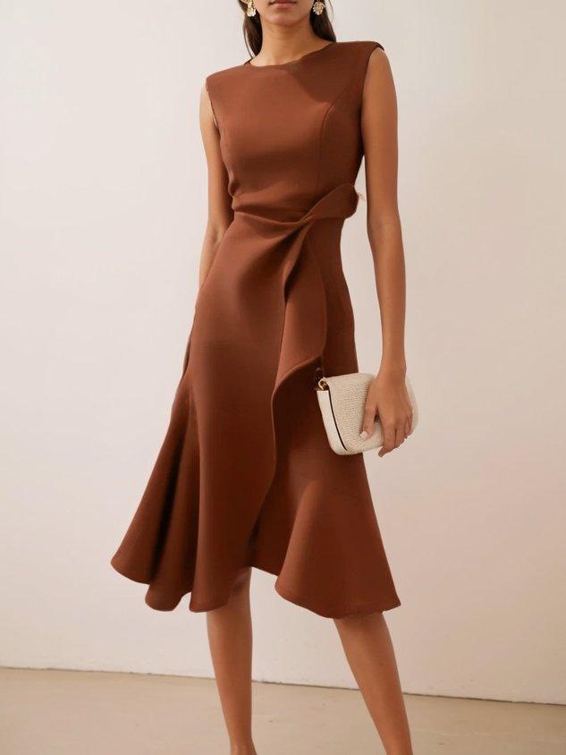 Brown sleeveless midi A-line dress with waist twist and flared hem